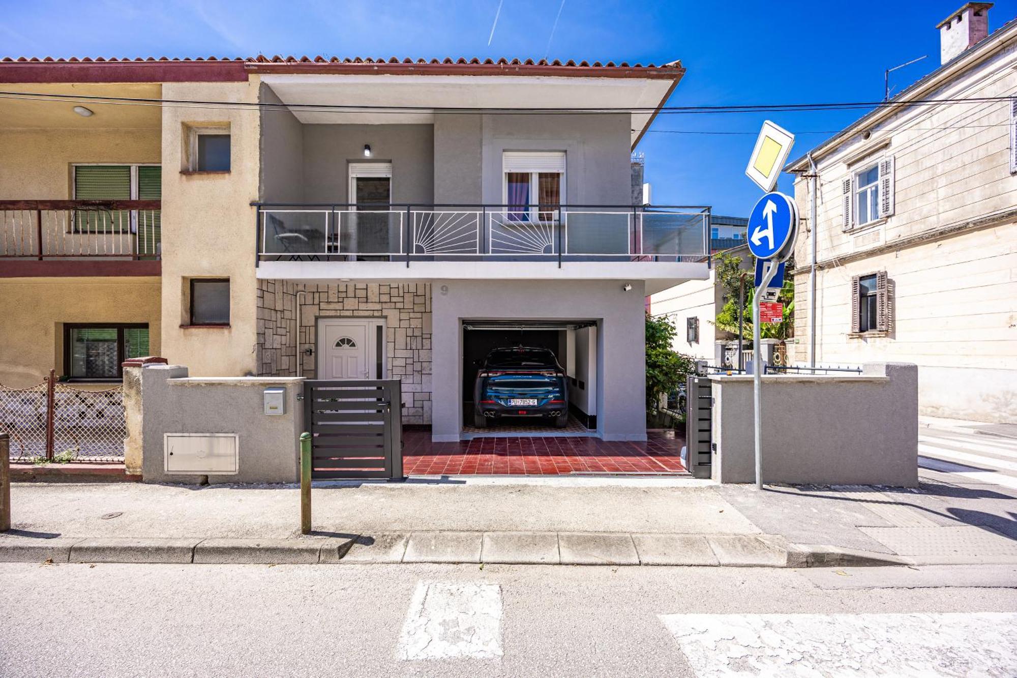 Green Oasis New Apartment Pula Exterior foto